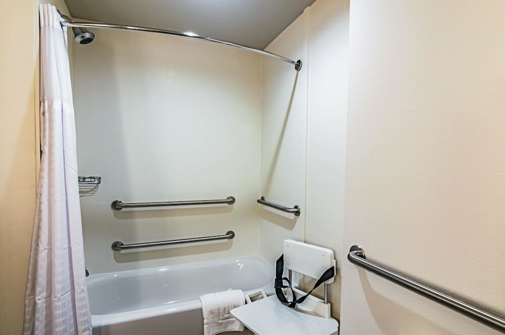 Фото Comfort Inn & Suites Oklahoma City South I-35