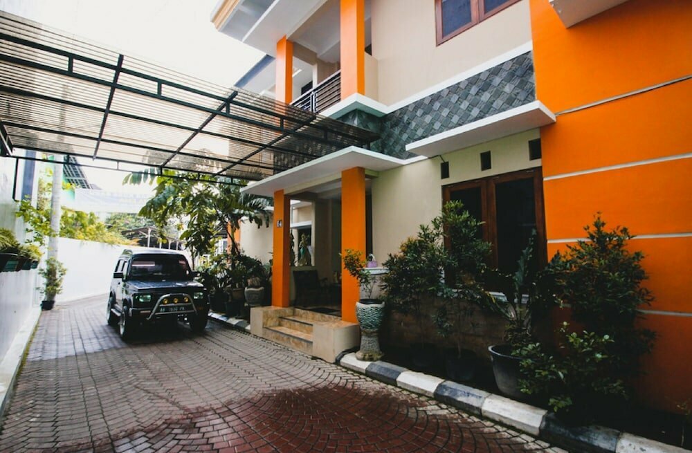 Hotel RedDoorz Plus @ Pogung Raya, Earth, photo