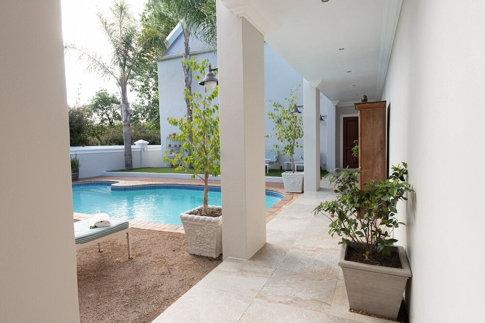 Фото Banhoek Lodge