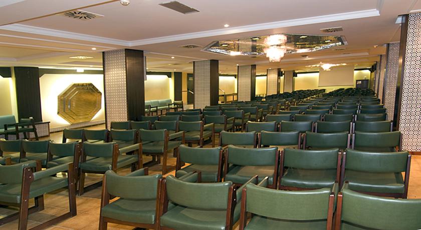 Фото Hotel Apartamentos Bajondillo