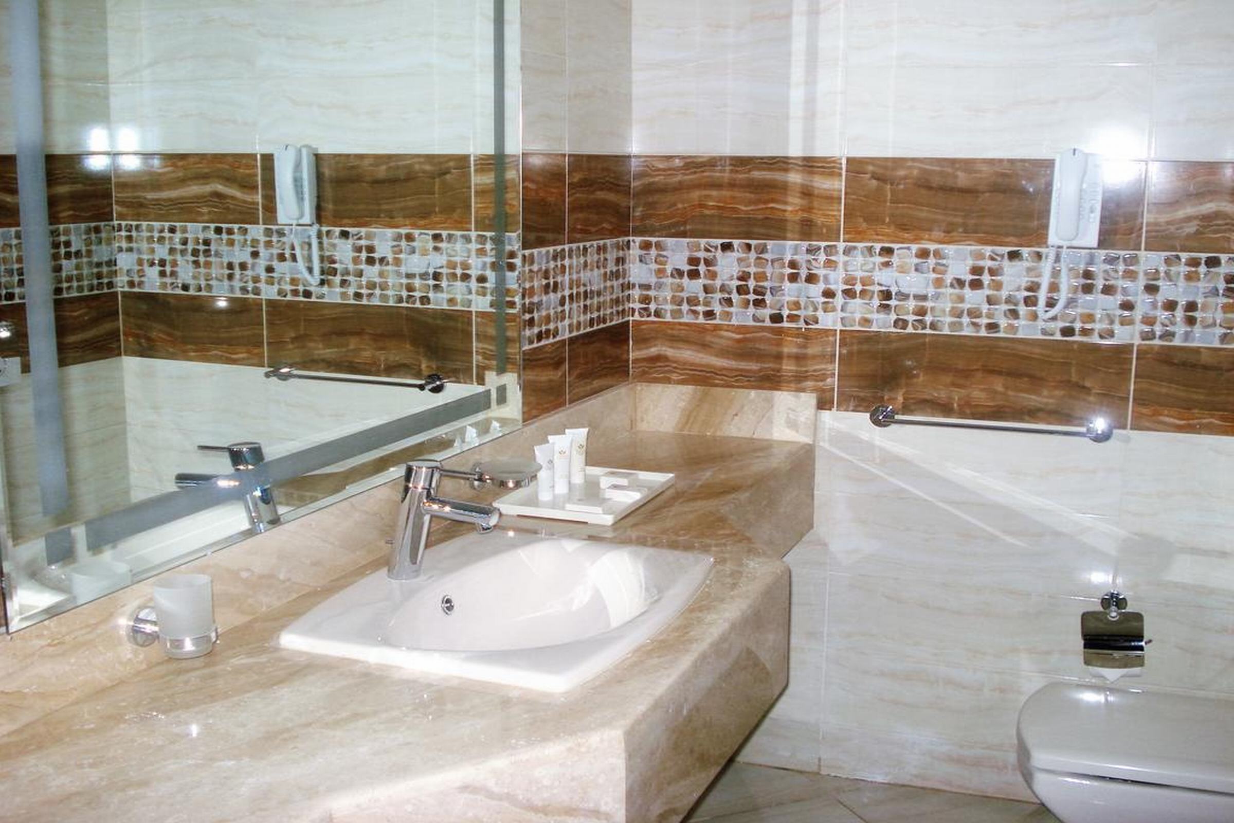 Фото Tolip Golden Plaza