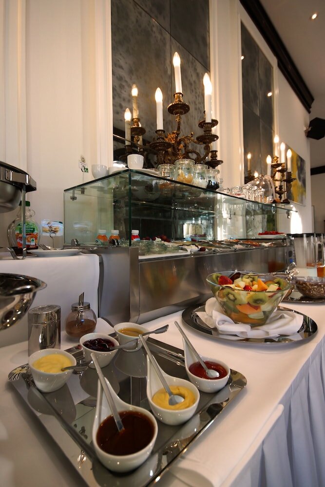 Фото Apartmenthotel Kaiser Karl Bonn