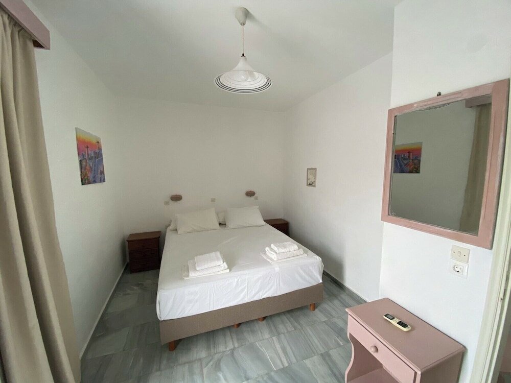 Фото Kaloxenia Apartments