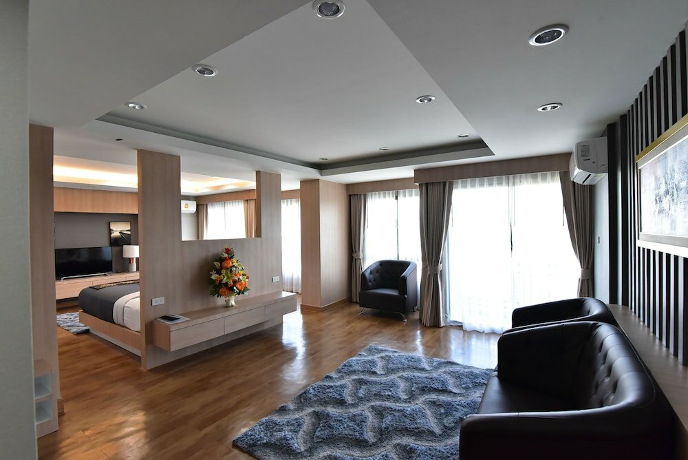 Фото The Raise Hotel