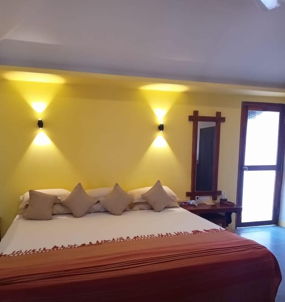 Фото Mariposa Beach Grove