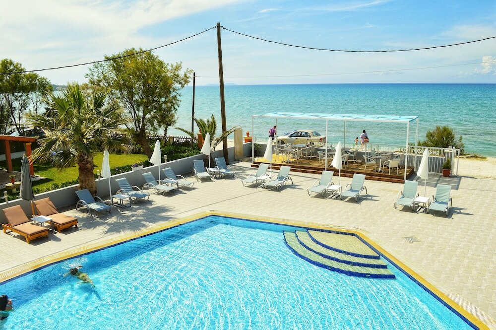 Фото SunRose Beach Aparthotel