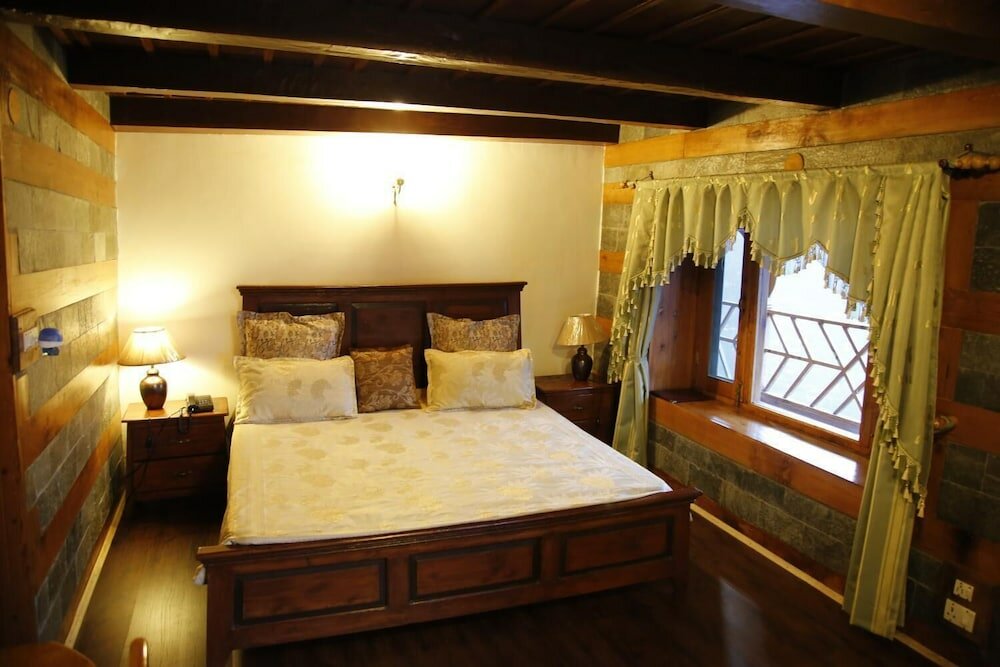 Фото Himalayan Kothi Kais