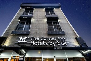 Гостиница The Corner Inn Hotels by Suit