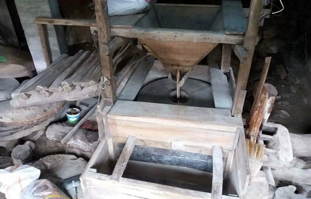 Landmark, attraction Tasoluk Mill, Izmit, photo