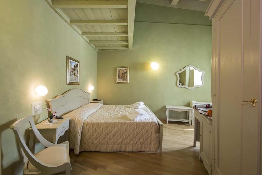 Фото Residenza d'Epoca Relais i Miracoli