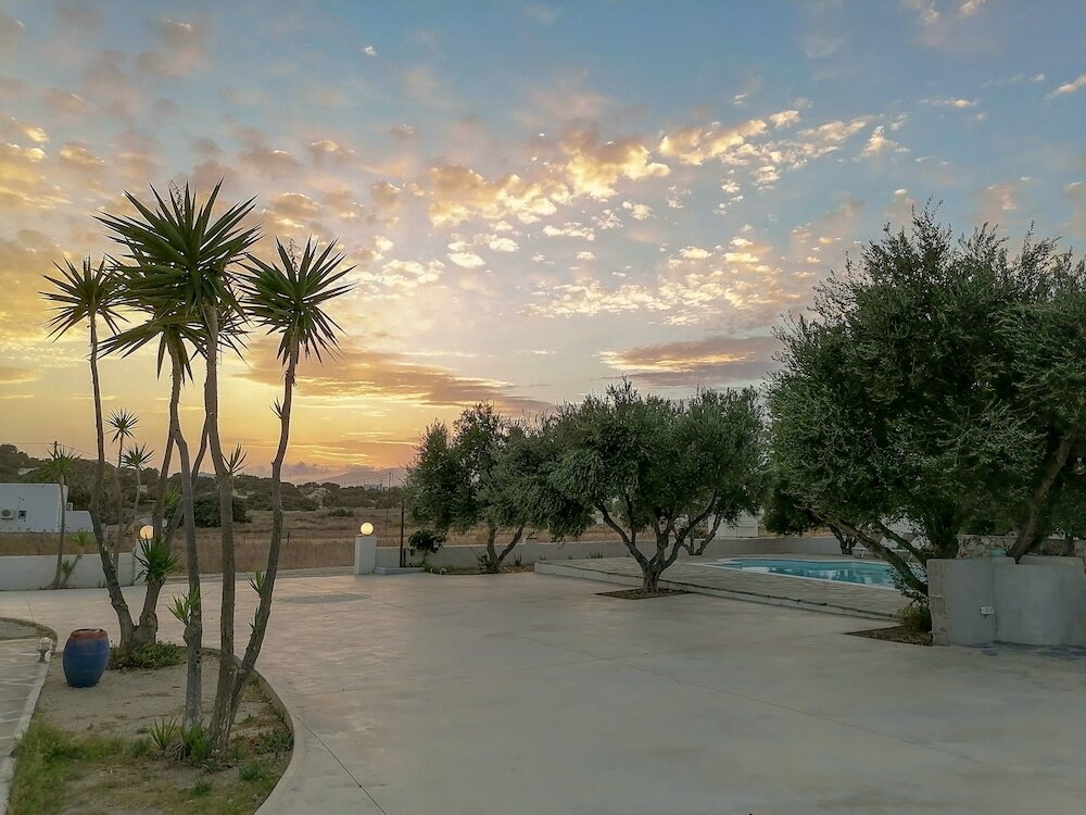 Фото Diamantis Studios