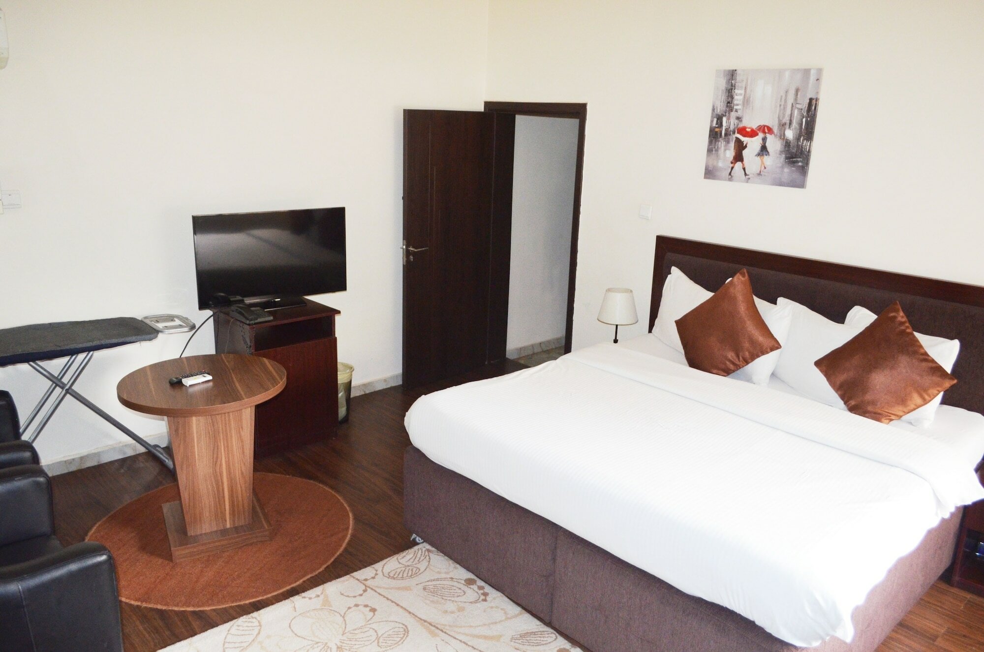 Фото Peniel Apartment Ltd