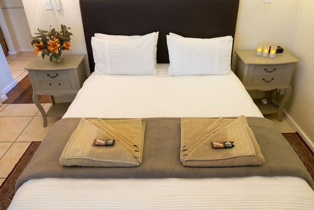 Фото 5 Camp Street Guesthouse & Self-catering