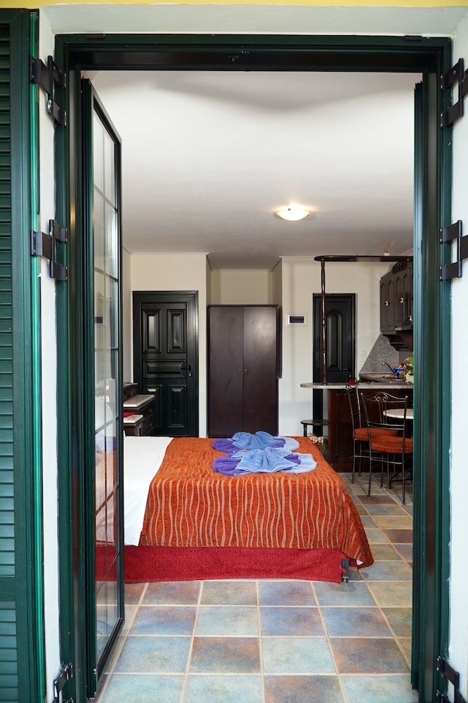 Фото Vasilaras Hotel