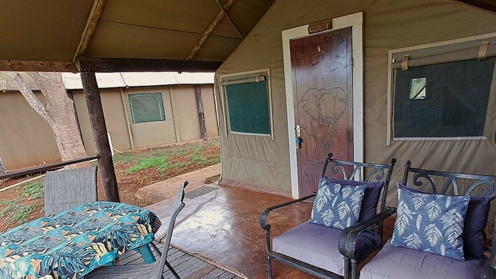 Фото Crocodile Bridge Safari Lodge