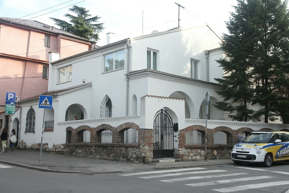 Фото Garni Hotel Dum Belgrade