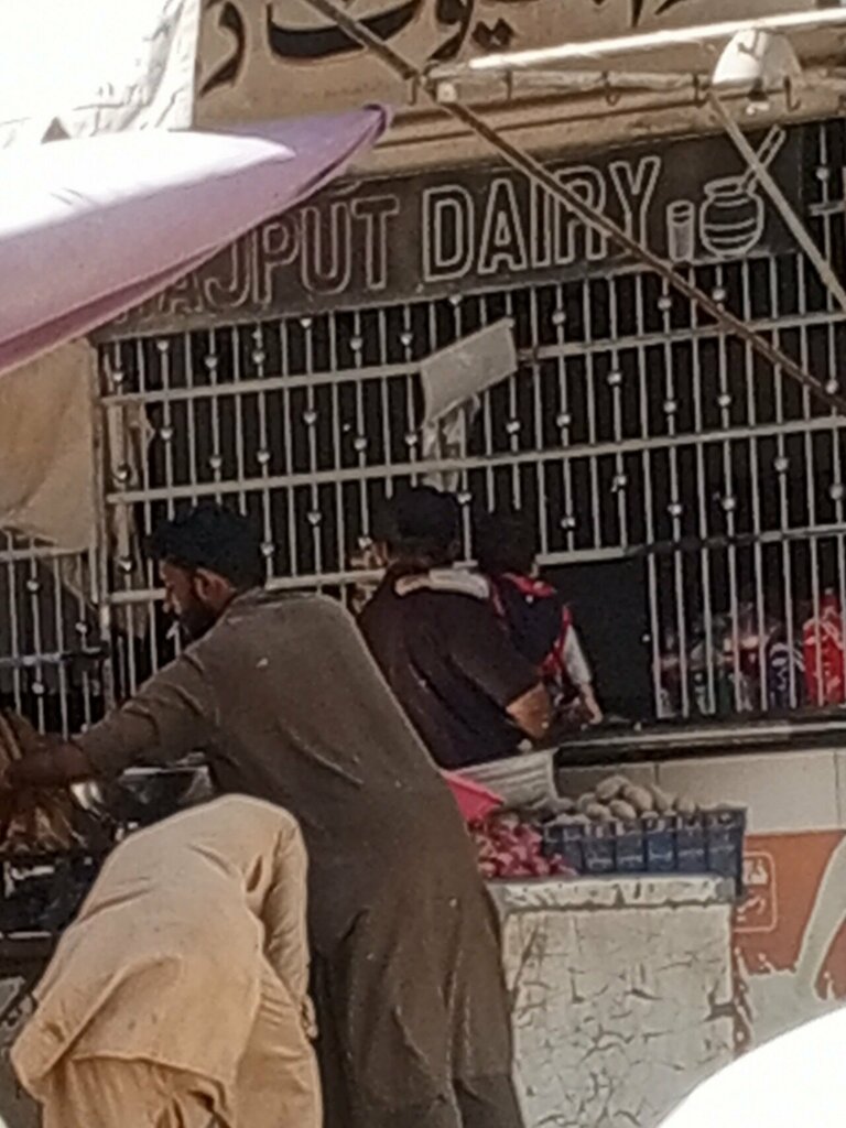 Dairy products shop Rajput dairy, Karachi, photo