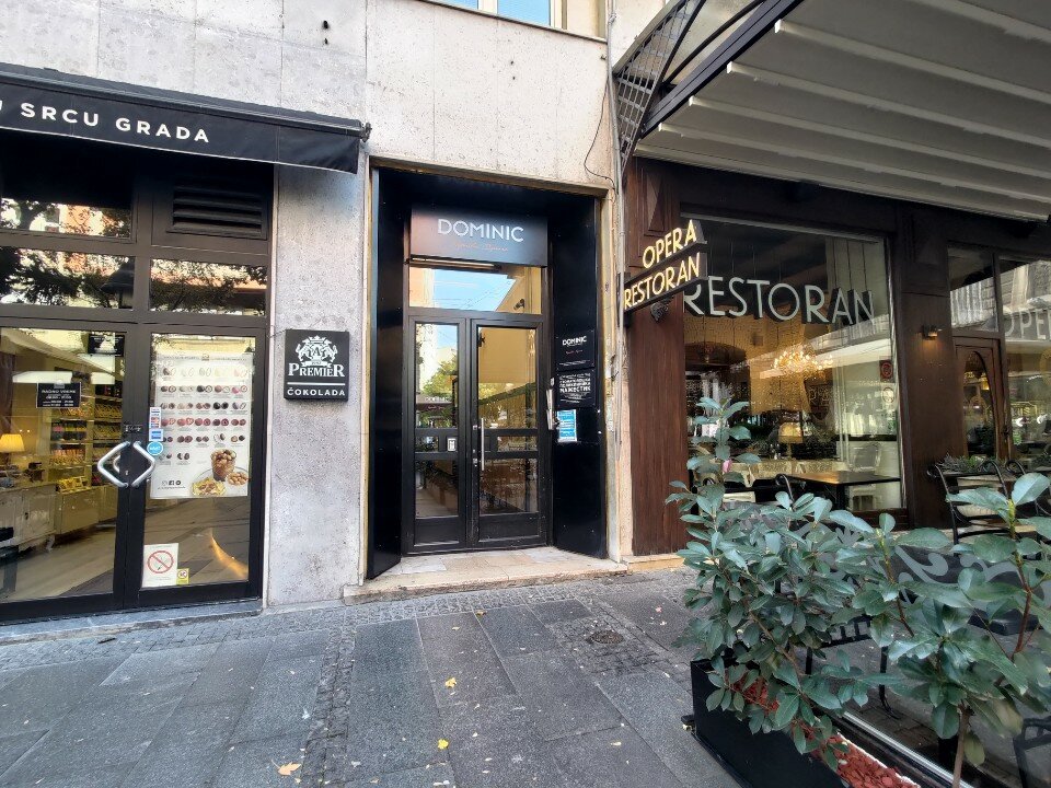 Фото Dominic Smart Luxury Suites Republic Square