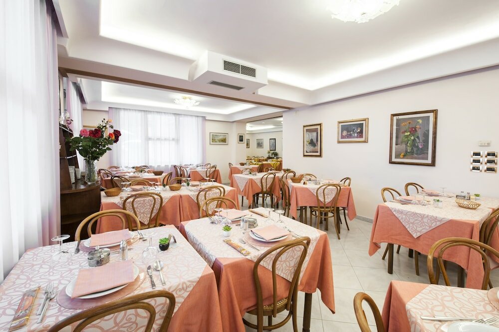 Фото Hotel Rinascente