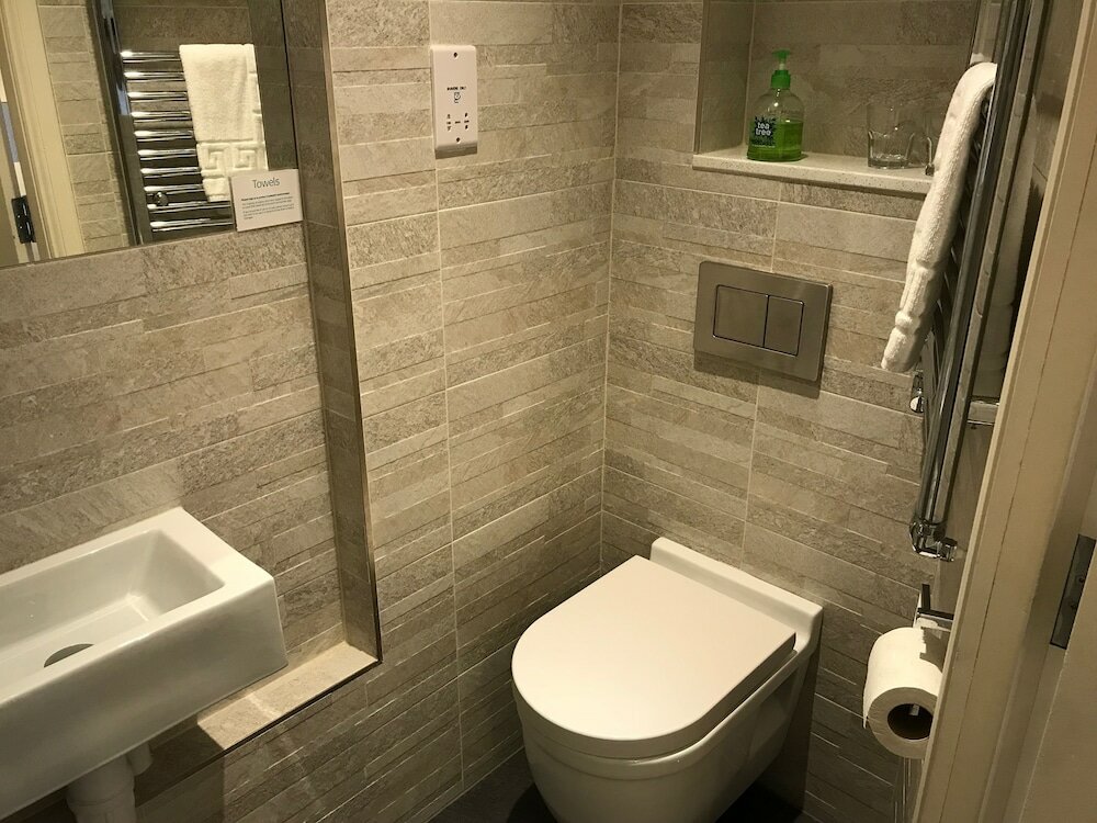 Фото The Coffee House Hotel