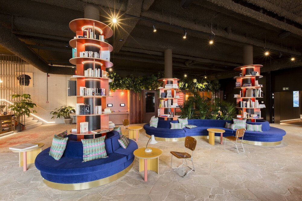 Фото Yust Antwerp