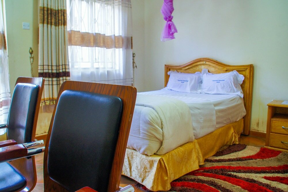 Фото Capricon Executive Hotel