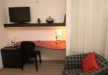 Фото Maxim Hotel