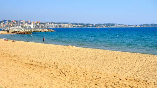 Фото Logis Hôtel Atoll