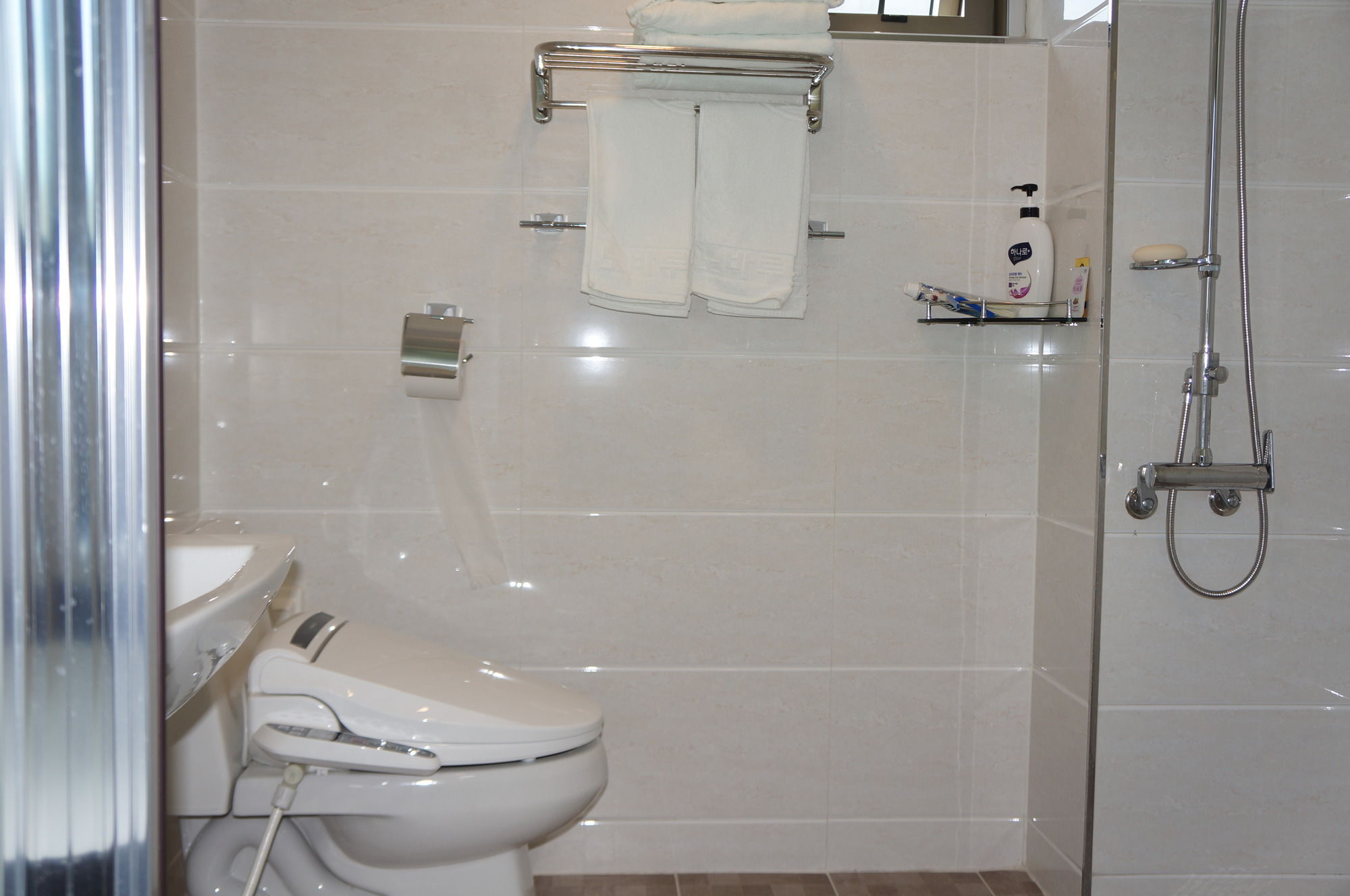 Фото Novaluz Tourist Hotel