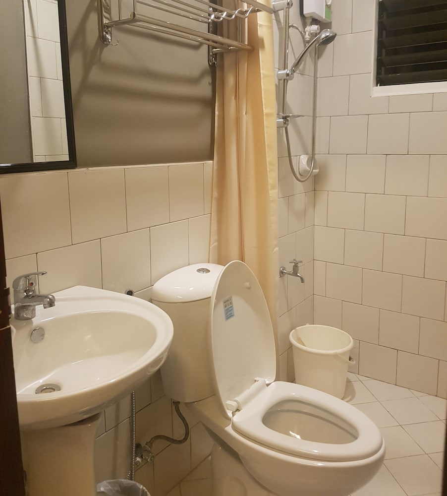 Фото Aliria Bed and Breakfast