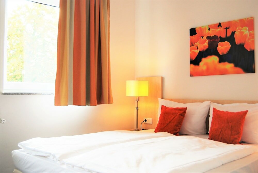 Фото Airport Hotel Dürscheidt