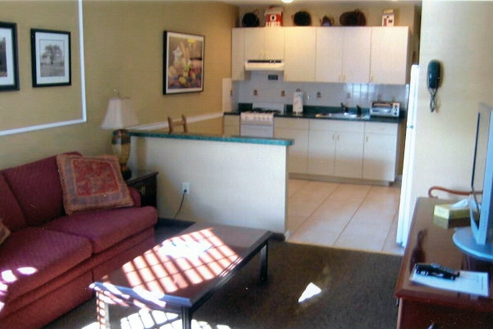 Фото Whitman Motor Lodge