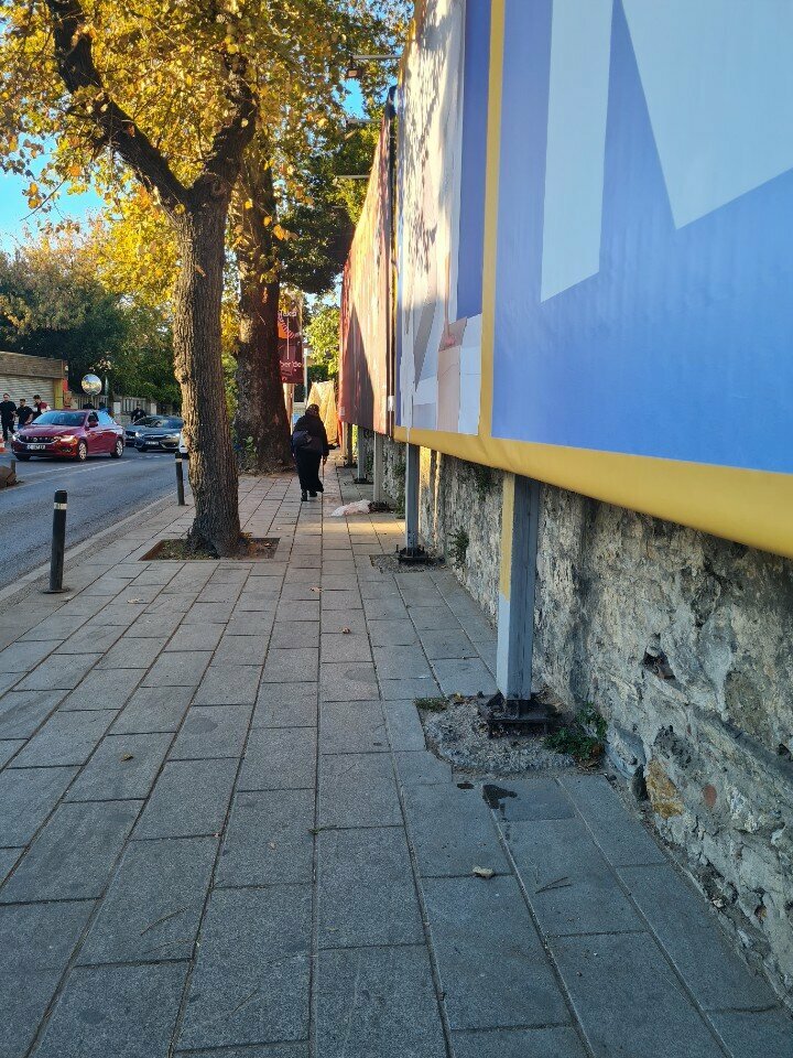 ATM Ing ATM, Istanbul, photo