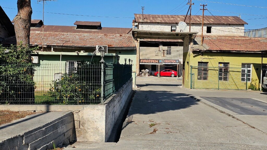 Hardware for windows Firatpen, Adana, photo