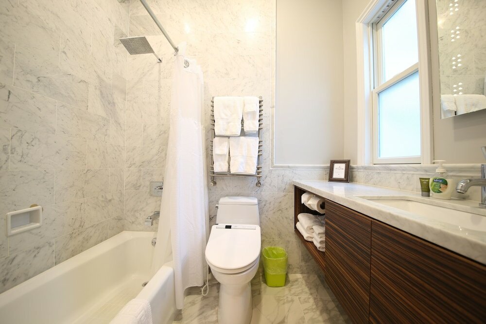 Фото Monte Cristo Bed and Breakfast