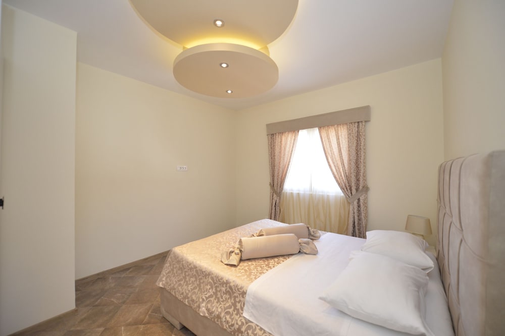 Фото Pontus Luxury Apartments