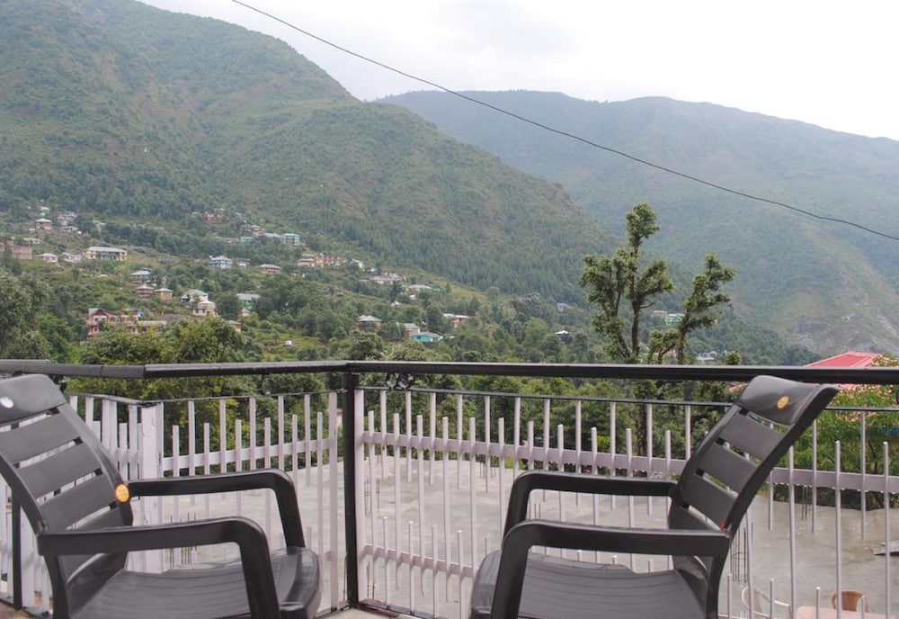 Фото Dharamkot Inn