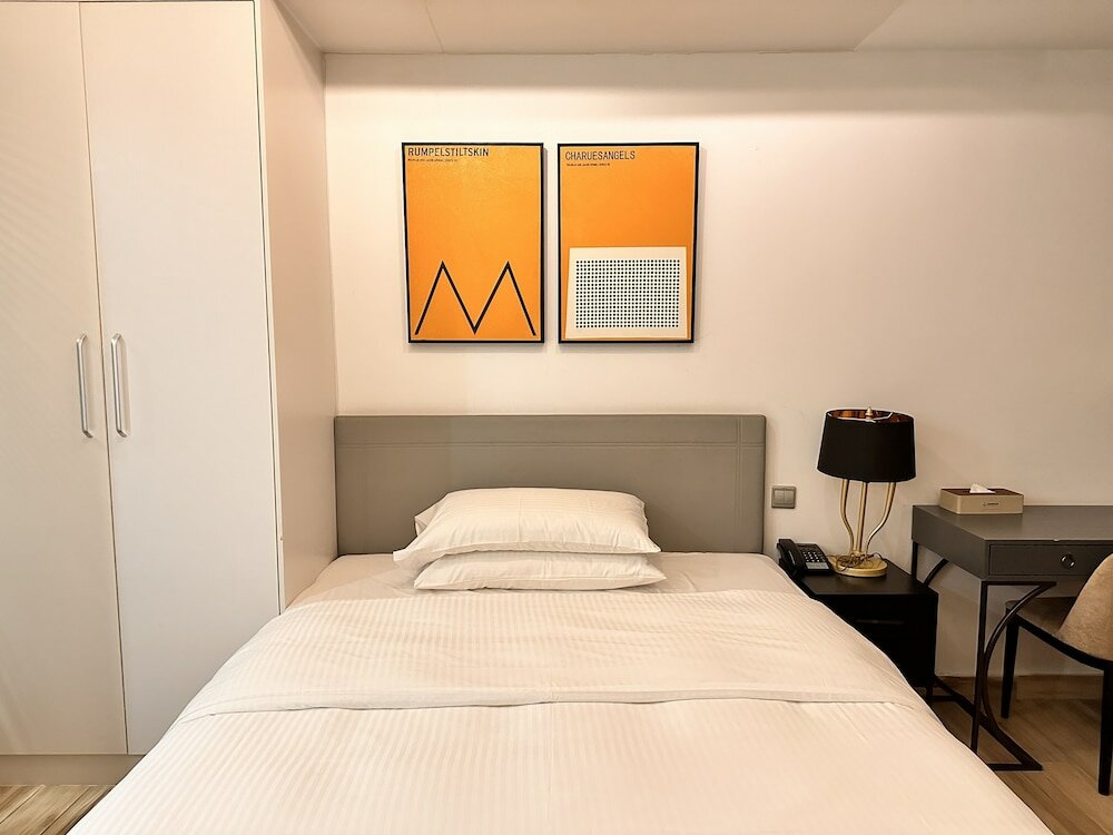 Фото Jinzhonghuan Serviced Apartment