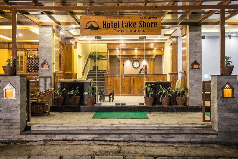 Гостиница Hotel Lake Shore в Покхаре