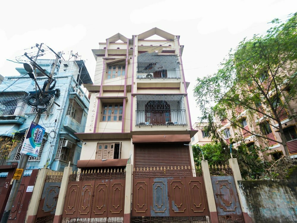 Hotel Oyo 10246 New Silver Inn, Calcutta, photo