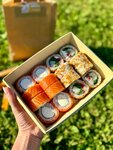 Kruchu-Verchu (Minskaya Street, 36А), sushi bar