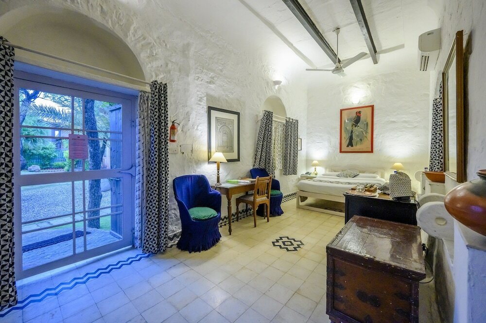 Фото Neemrana's - Hill Fort - Kesroli