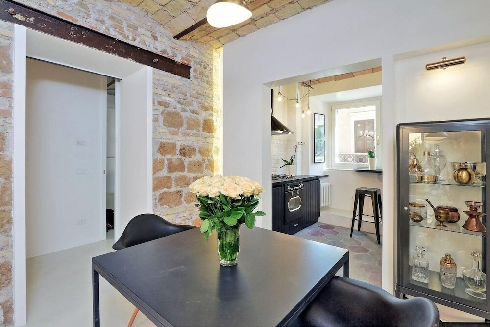 Фото Design Flat for 4 near Colosseum