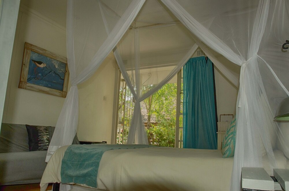 Фото The Old House