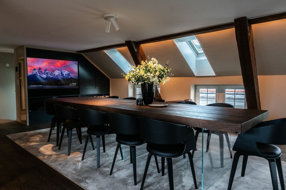 Фото Airhome Limmatquai River View Apartment