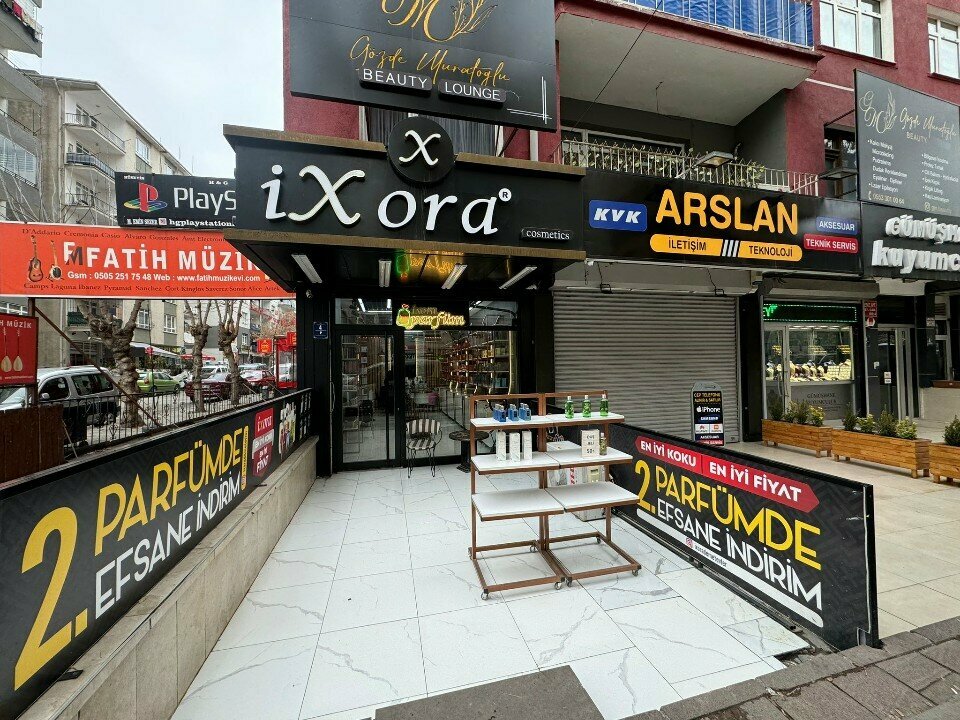 Perfume and cosmetics shop Ixora, Ankara, photo