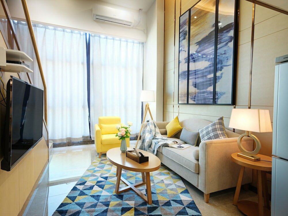 Фото Royal Star Apartment Central City Branch