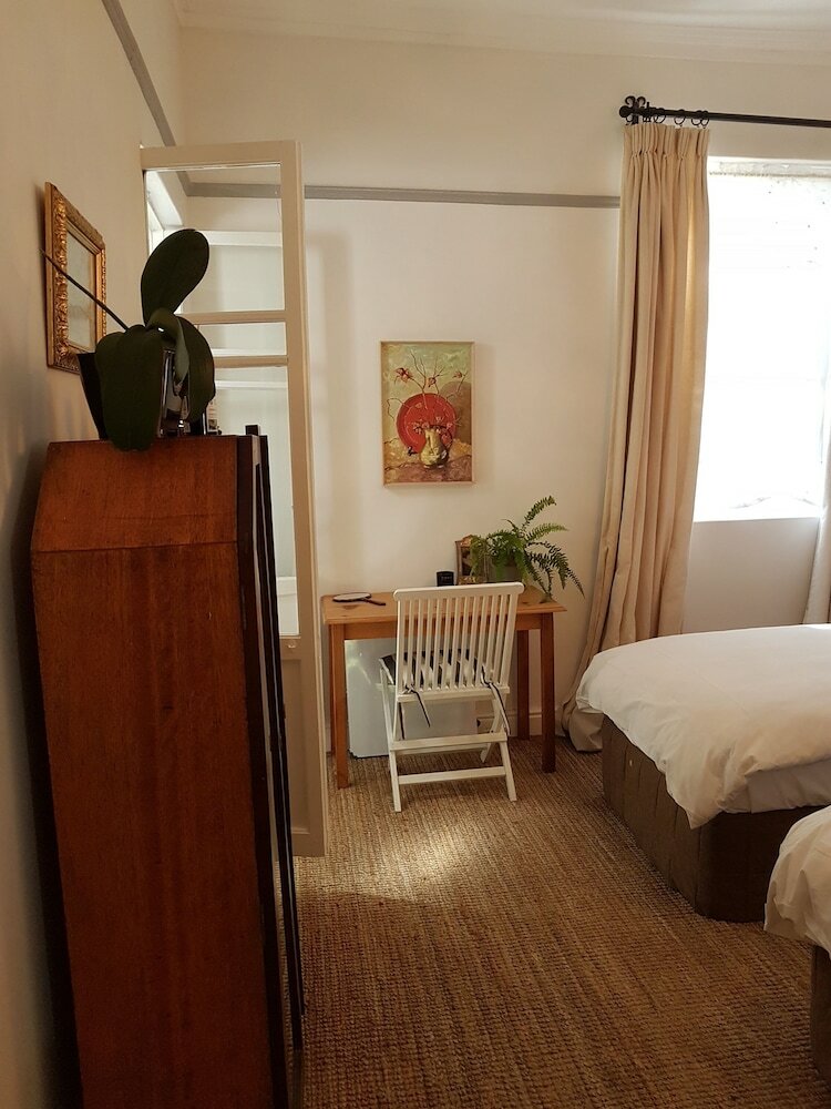 Фото Gilmour Hill