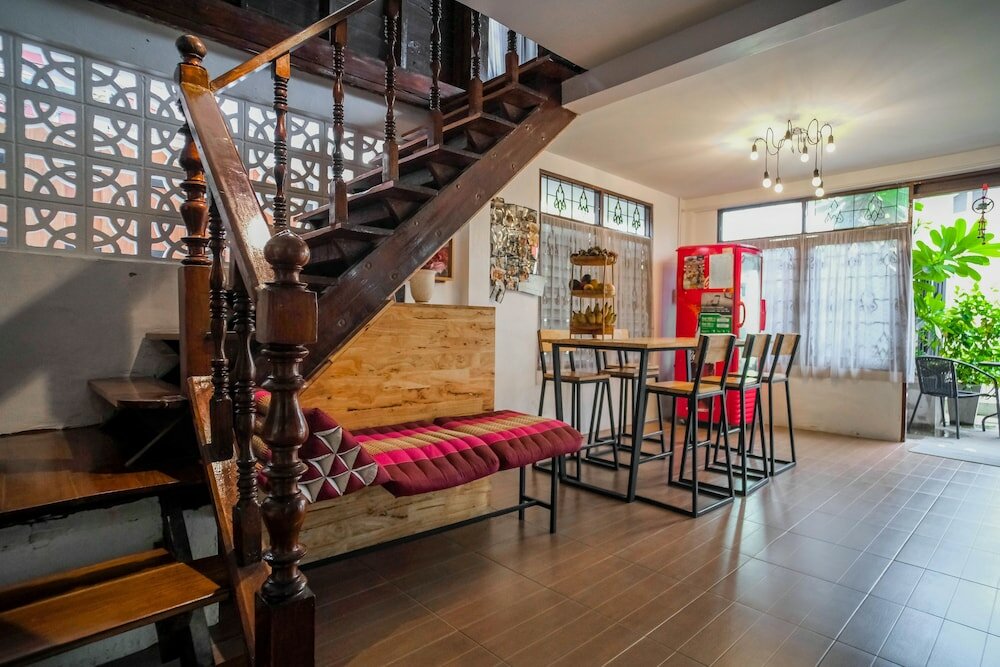 Фото SamSibSan Hostel