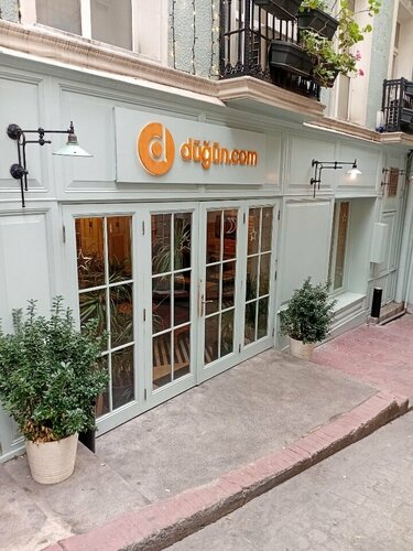 Dugun.com office